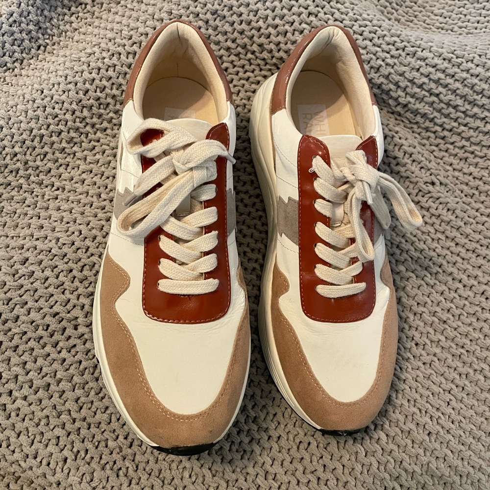 Ruthie Grace/White Raven Trendy Sneakers